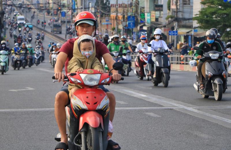 Ngày thứ ba nghỉ Tết Dương lịch 2026: Bất ngờ đường phố trung tâm TP.HCM- Ảnh 10.