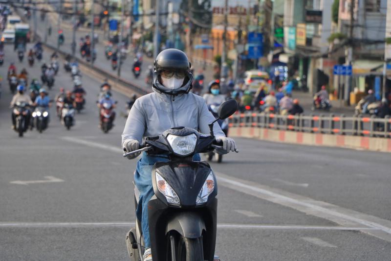 Ngày thứ ba nghỉ Tết Dương lịch 2026: Bất ngờ đường phố trung tâm TP.HCM- Ảnh 11.