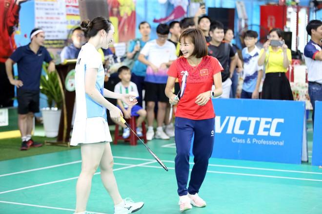 ‘Nữ hoàng điền kinh’ Nguyễn Thị Oanh xuất hiện ở sự kiện đặc biệt, đánh cầu lông cùng vợ Tiến Minh- Ảnh 37.