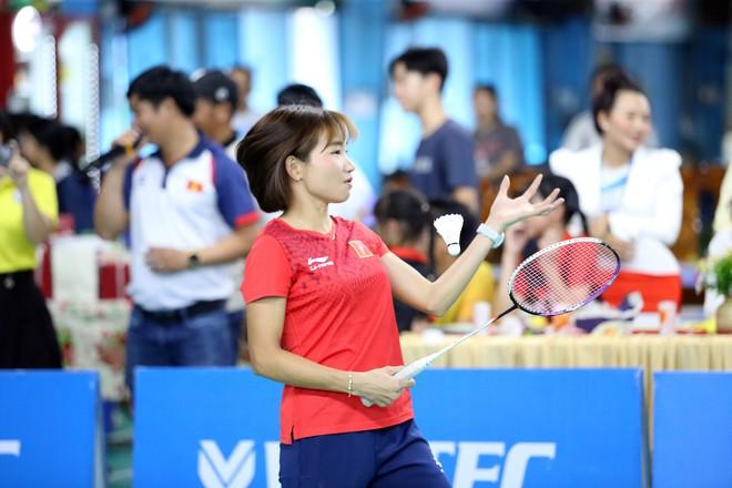 ‘Nữ hoàng điền kinh’ Nguyễn Thị Oanh xuất hiện ở sự kiện đặc biệt, đánh cầu lông cùng vợ Tiến Minh- Ảnh 38.