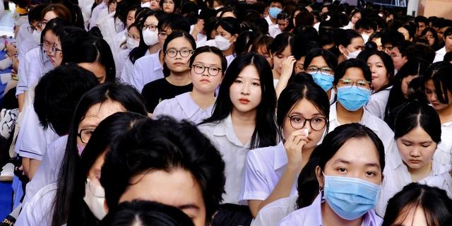 Trường thành viên ĐH Quốc gia TP.HCM có gần 60% ngành dạy học bằng tiếng Anh- Ảnh 2.