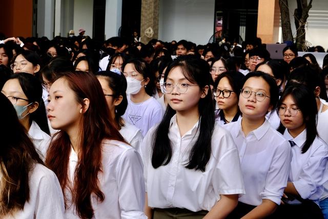 ĐH Quốc gia TP.HCM tự quy định bổ nhiệm giáo sư, phó giáo sư từ năm 2026 - Ảnh 2.