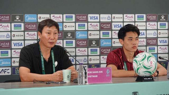 Mời HLV Kim Sang-sik, nước cờ quá sáng suốt của VFF: 'Dụng binh' như thần và con số biết nói- Ảnh 1.