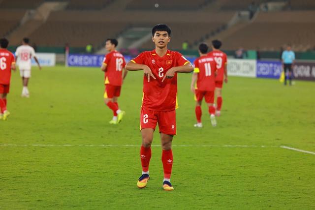 'Cậu út' Lê Phát thực sự... phát dưới 'ma thuật' của HLV Kim Sang-sik- Ảnh 1.