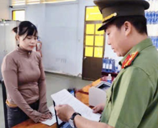 Cà Mau: Khởi tố 3 bị can tổ chức cho nhiều người trốn đi nước ngoài- Ảnh 1.