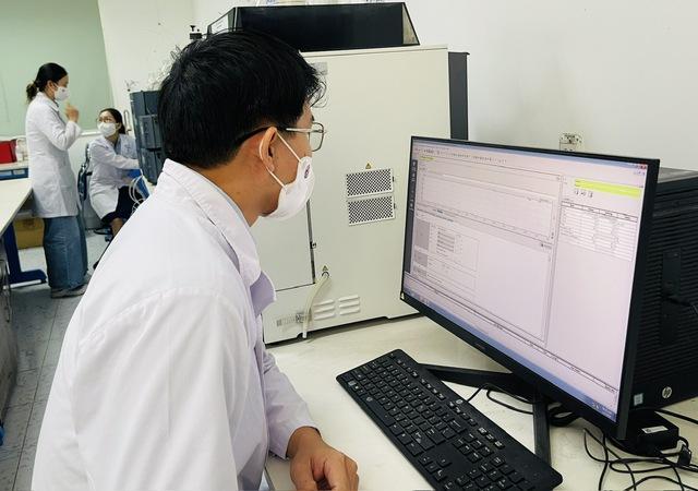 Siết quản lý mỹ phẩm: Trách nhiệm nhà sản xuất, kinh doanh được đặt lên hàng đầu - Ảnh 3.