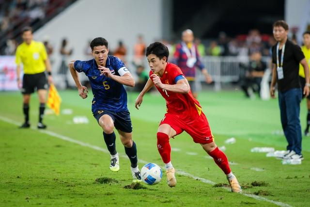 U.23 Thái Lan gặp khó tại VCK châu Á, thiếu hẳn ‘vua đá phạt’ từng làm bó tay Trung Kiên- Ảnh 2.