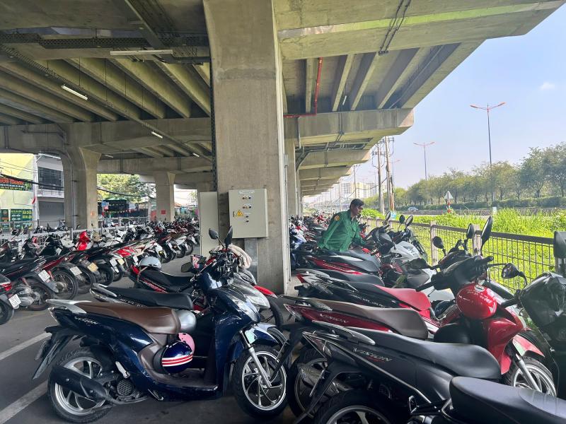 Metro cho gửi xe qua đêm: Người dân lưu ý ngay điều gì?- Ảnh 5.