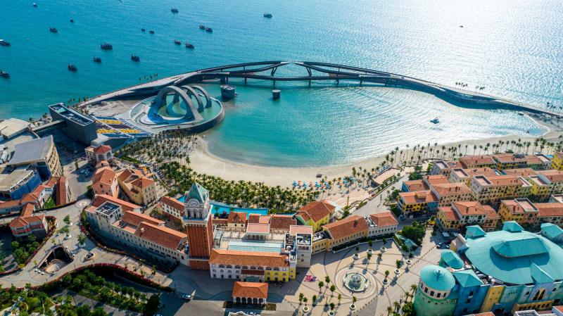 Cấp bách các 'siêu dự án' phục vụ APEC 2027: Vận hội lịch sử tái định vị thương hiệu du lịch Việt- Ảnh 2.
