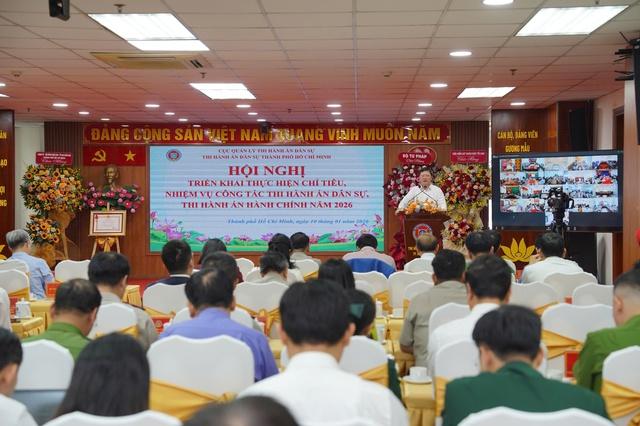Chủ tịch UBND TP.HCM ấn tượng về chuyển đổi số của ngành thi hành án- Ảnh 1.