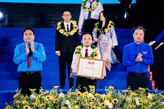 Tiến sĩ người Việt bảo vệ quyền riêng tư cho ứng dụng y tế - Ảnh 3.