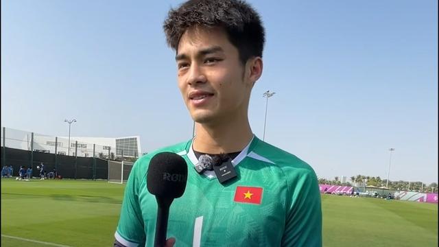 Không nghỉ ngơi, U.23 Việt Nam tập ngay cho bán kết: HLV Kim 'nhớ phở nhưng đợi xong 2 trận cuối’ - Ảnh 7.