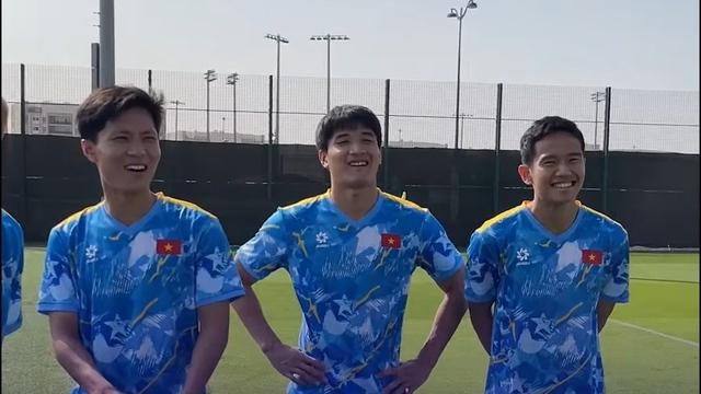 Không nghỉ ngơi, U.23 Việt Nam tập ngay cho bán kết: HLV Kim 'nhớ phở nhưng đợi xong 2 trận cuối’ - Ảnh 5.