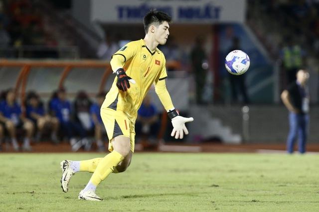 Đội tuyển Việt Nam có thế hệ thủ môn cao lớn và tài năng nhất lịch sử- Ảnh 2.