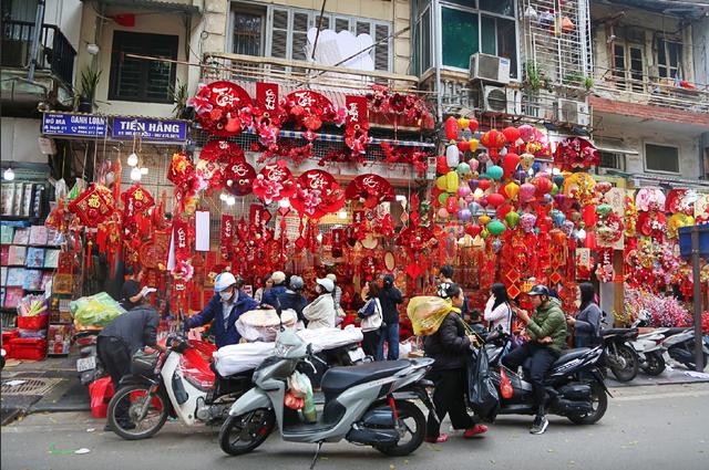 Tết Bính Ngọ miền Bắc trời lạnh, Nam bộ dịu mát- Ảnh 1.
