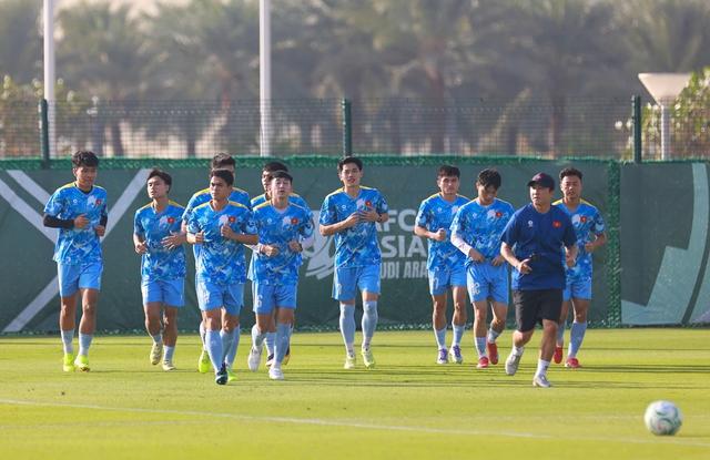 U.23 Việt Nam gặp bất lợi trước trận sống còn đấu Ả Rập Xê Út, Chủ tịch VFF động viên - Ảnh 1.