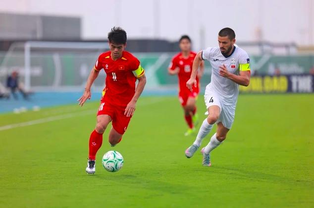 UAE thường bại trận trong các chiến tích lịch sử của bóng đá Việt Nam, tất cả đều có lý do- Ảnh 2.
