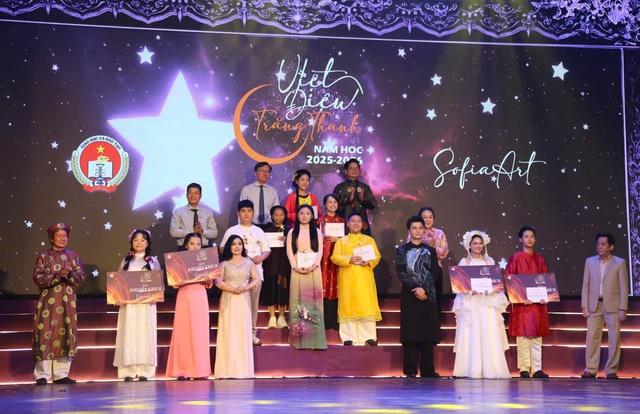 Học sinh 13 tuổi biểu diễn tiết mục cải lương Đào Liễu và giành giải quán quân - Ảnh 3.
