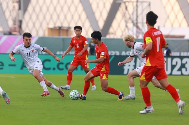 Nguyễn Lê Phát: 'Cánh chim lạ' ở sân chơi châu Á- Ảnh 1.