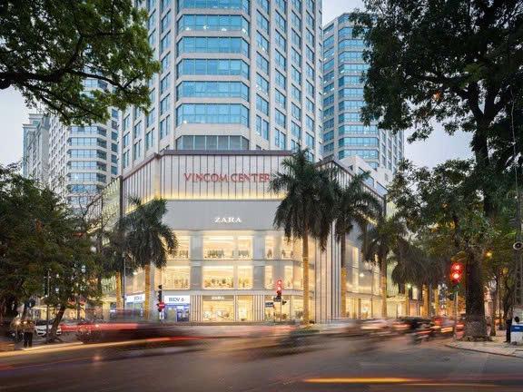 Vincom Retail lãi ròng 6.446 tỉ đồng, sở hữu 90 trung tâm thương mại trên cả nước- Ảnh 1.