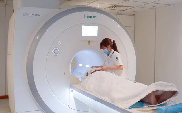 Bệnh viện Đa khoa Quốc tế Nam Sài Gòn đẩy mạnh ứng dụng AI trong chẩn đoán hình ảnh - Ảnh 1.
