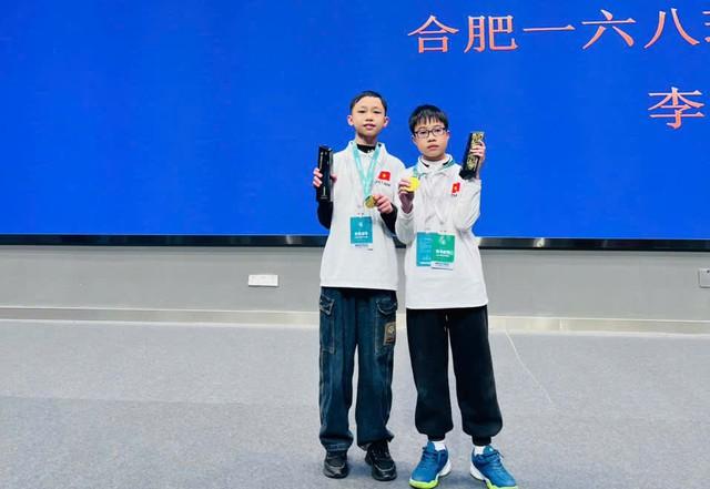 Học sinh Trường THCS Nguyễn Du đoạt Huy chương Vàng tại World Robot Contest 2025 - Ảnh 2.