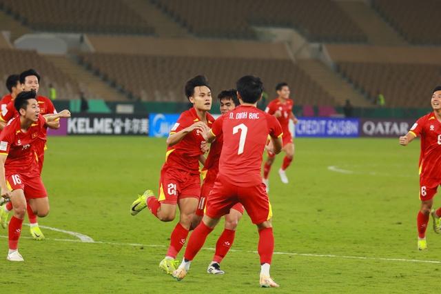 Chuyên gia Tây Á: ‘U.23 Việt Nam không phải hiện tượng nhất thời, không hề đá kiểu phô trương’- Ảnh 2.