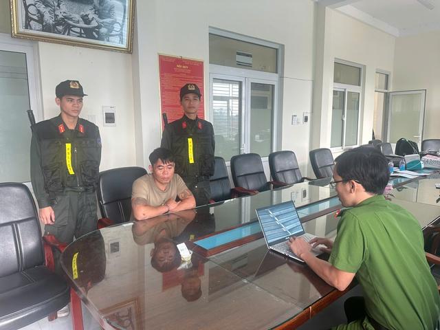 Đột kích tụ điểm sử dụng ma túy trong đêm tại vườn cây cảnh- Ảnh 3.