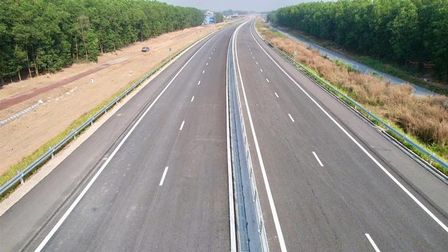 Đề xuất khai thác tạm 18,2 km cao tốc Biên Hòa - Vũng Tàu trước tết- Ảnh 1.