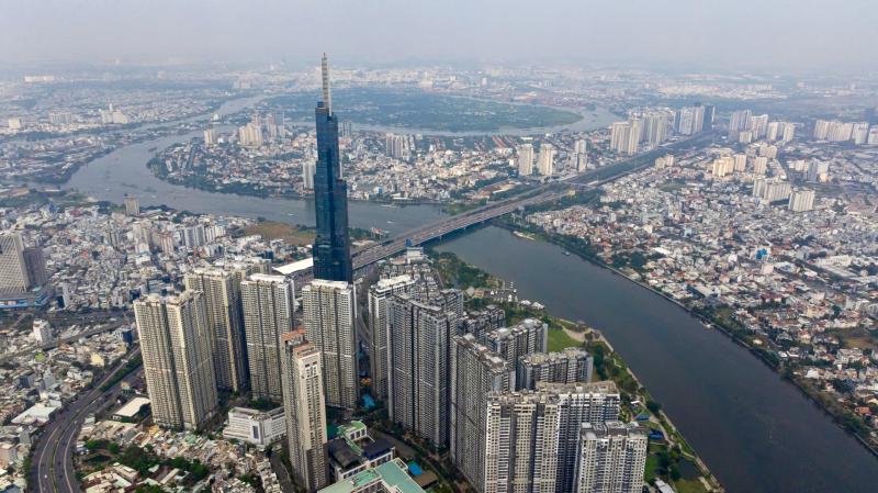 TP.HCM nhìn từ sông Sài Gòn - Kỳ 3: Cuộc đua của những tòa tháp chọc trời- Ảnh 1.