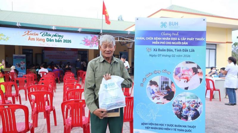 Bệnh viện ĐH Y Dược Buôn Ma Thuột thăm khám cho người dân vùng biên giới- Ảnh 3.