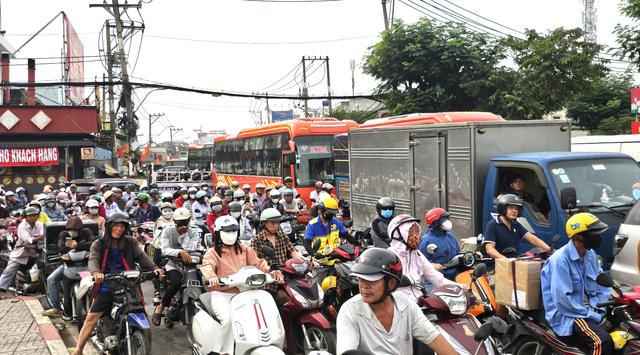 TP.HCM công bố 36 lộ trình tránh kẹt xe dịp Tết Bính Ngọ: Người dân lưu ý - Ảnh 3.