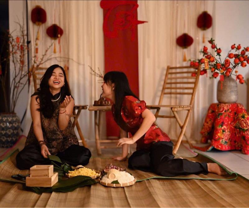 Người Việt tại Thụy Sĩ gói bánh chưng đón tết Giữa tiết trời lạnh giá - Ảnh 3.