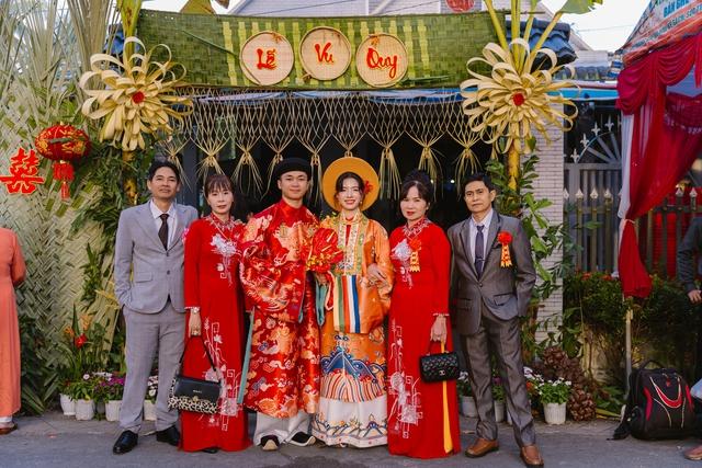 Đám cưới “đậm chất miền Tây”: cổng lá dừa, quà cưới 1 tấn trái ngọt vườn nhà - Ảnh 1.