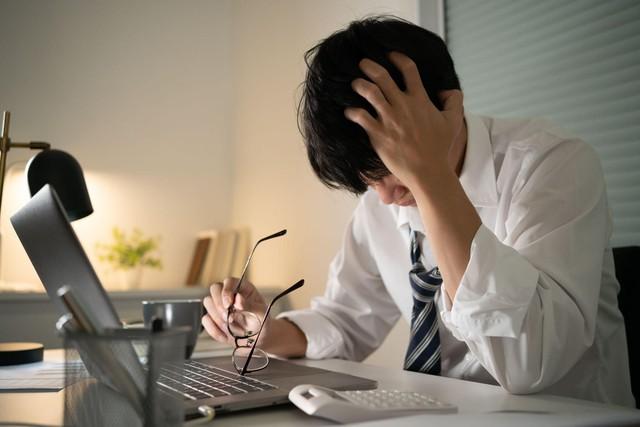 Mắt cầu cứu giữa mùa deadline, thử ngay bài kiểm tra 1 phút - Ảnh 2.