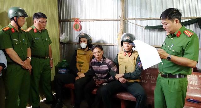 Bắt tạm giam Võ Văn Lưởng vì đăng video bịa đặt cản trở thu hồi đất ở Cà Mau - Ảnh 1.