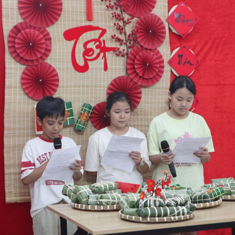 Trước kỳ nghỉ Tết Nguyên đán 2026: Trường học nhộn nhịp hội xuân - Ảnh 21.