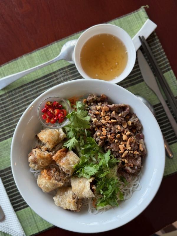 Đậm đà món Việt 'mẹ nấu' ở Kenya- Ảnh 3.