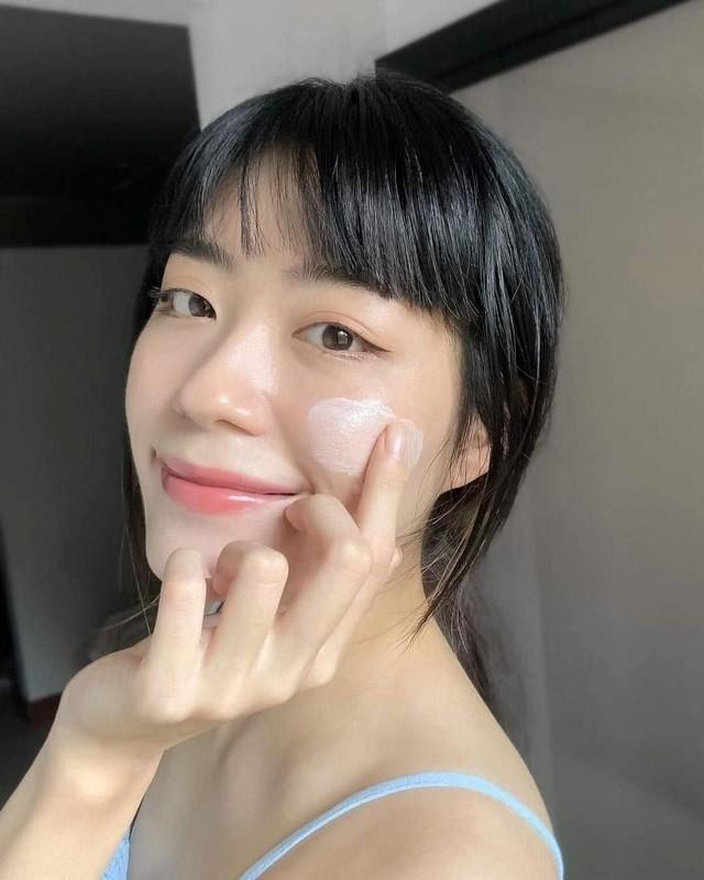 Sát Tết mới cuống skincare: 5 sai lầm khiến da ‘banh’ không kịp phục hồi- Ảnh 4.