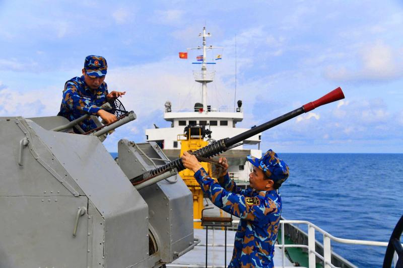 Đón tết nơi đầu sóng- Ảnh 2.