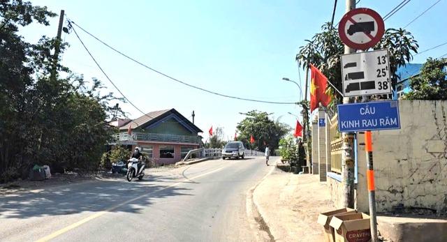 Làng mai vàng Bình Lợi lo lắng vì biển hạn chế trọng tải tại thủ phủ mai vàng TP . HCM - Ảnh 3.
