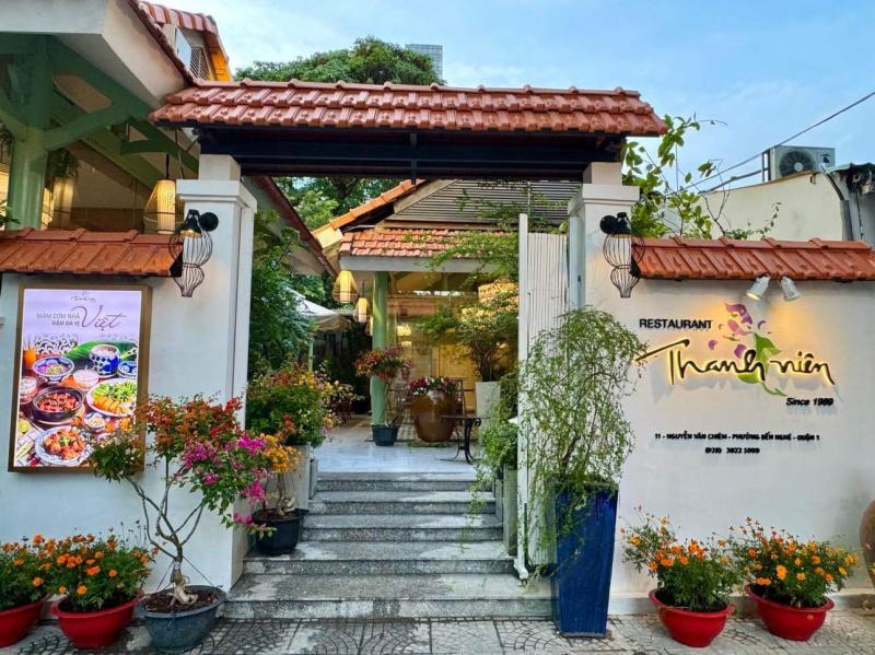 Quán ăn 'huyền thoại' ở TP.HCM đóng cửa vĩnh viễn trước tết, bà chủ chia sẻ xúc động - Ảnh 3.