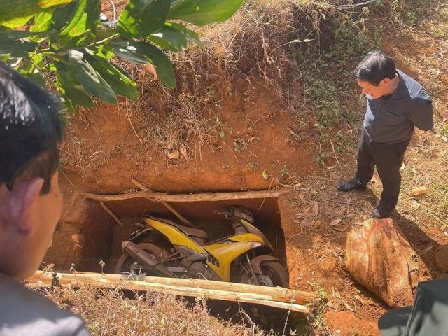 Công an tỉnh Gia Lai công bố nghi phạm cướp ngân hàng- Ảnh 6.