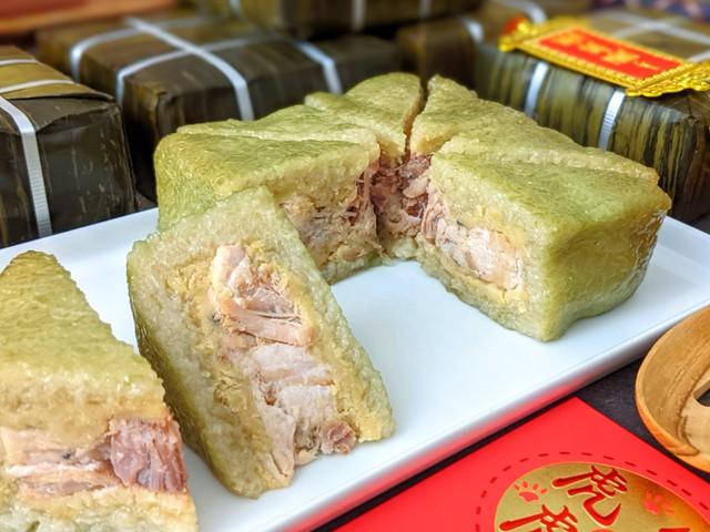 Những chiếc bánh chưng vuông vắn, thích mắt của mẹ Việt ở Mỹ nhờ khuôn đặc biệt - Ảnh 4.