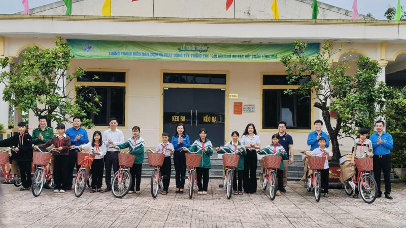 Tháng Thanh niên 2026: Nhiều hoạt động an sinh xã hội ý nghĩa tại Hà Tĩnh - Ảnh 8.