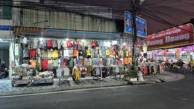Khu phố thời trang đìu hiu dù chỉ còn vài ngày nữa tới tết - Ảnh 13.