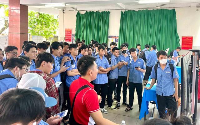 Dự báo nhu cầu rất lớn về việc làm tại TP.HCM năm 2026  - Ảnh 1.