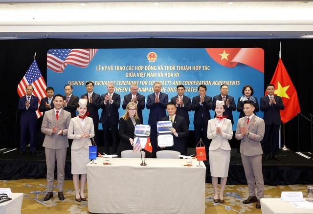 Khai xuân với những thương vụ tỉ USD- Ảnh 1.