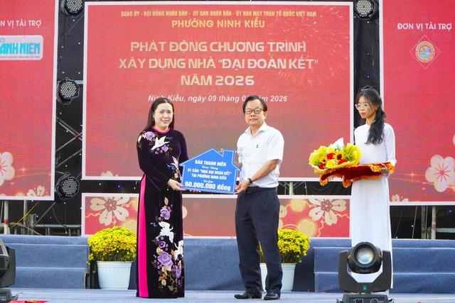 Cần Thơ: Báo Thanh Niên tặng nhà đại đoàn kết cho người nghèo đón tết- Ảnh 1.