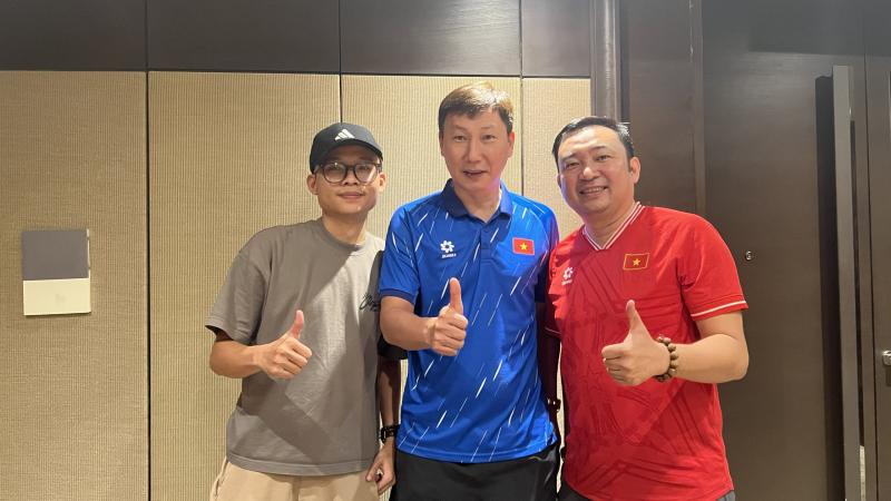 HLV Kim Sang-sik và câu chuyện xúc động được kể trong ngày tết, nhớ vợ con và quê hương Hàn Quốc…- Ảnh 4.